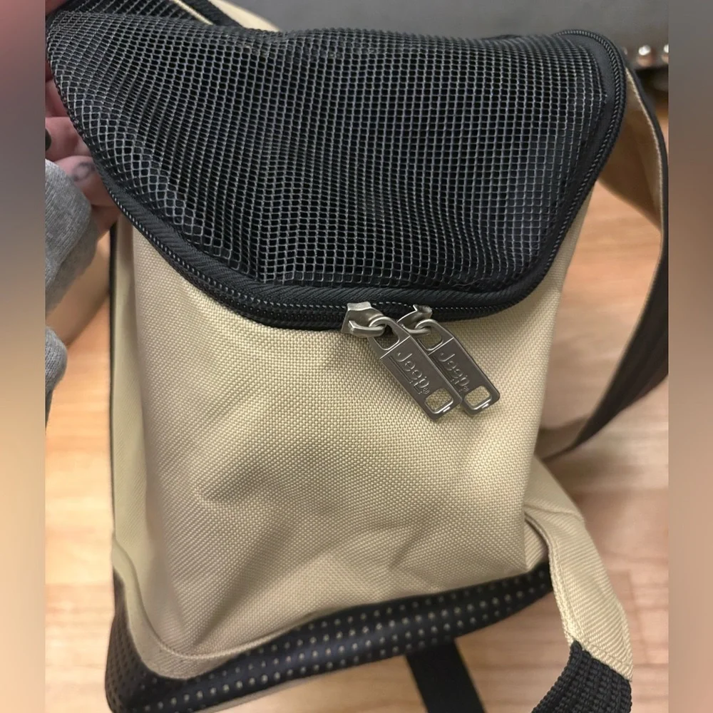 Jeep Pet Carrier Backpack